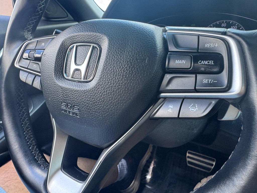2018 Honda Accord Image 23