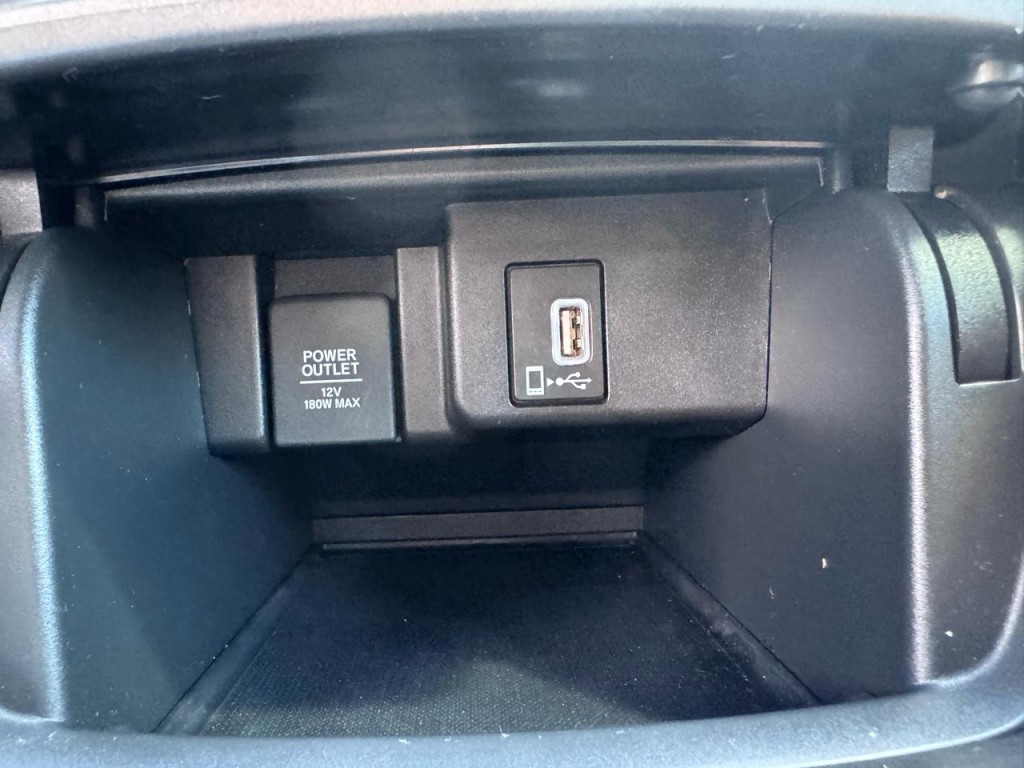 2018 Honda Accord Image 32