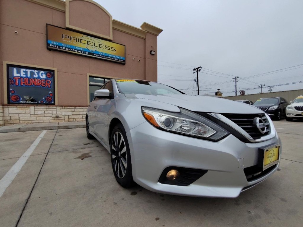 2018 Nissan Altima Image 2