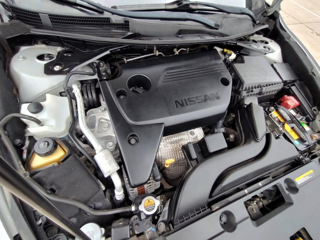 2018 Nissan Altima Image 12