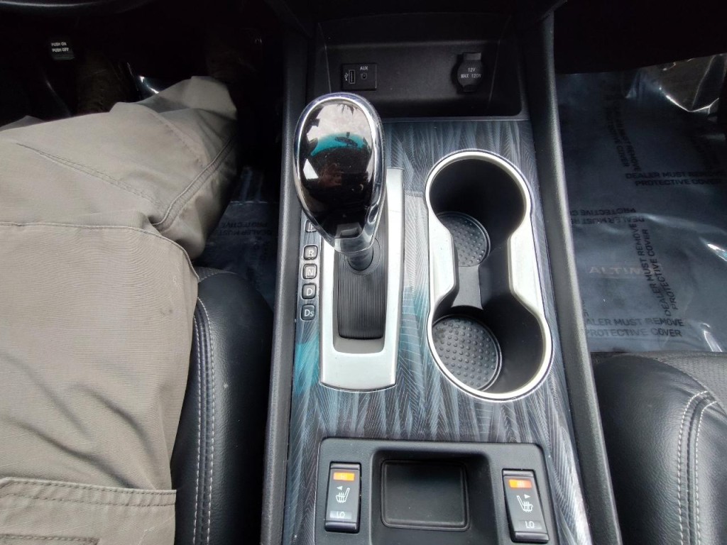 2018 Nissan Altima Image 22