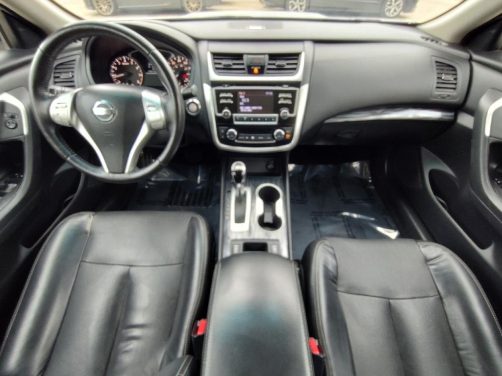 2018 Nissan Altima Image 33