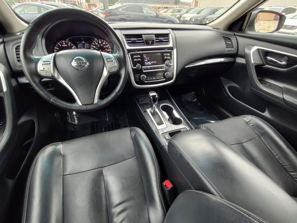2018 Nissan Altima Image 34