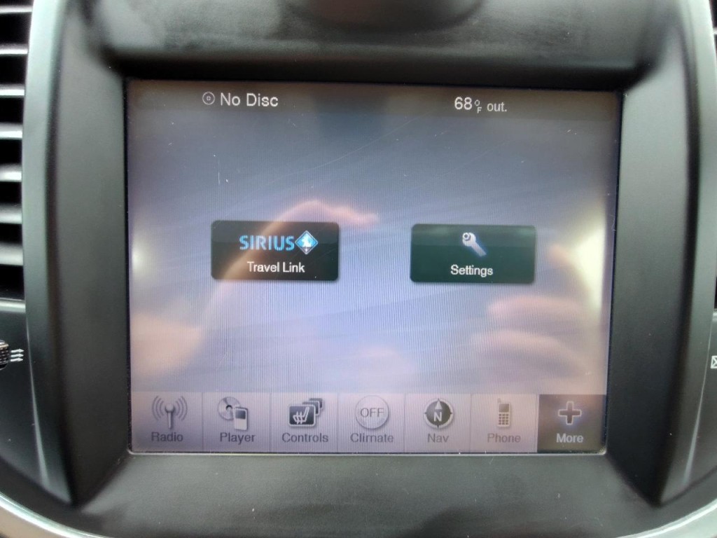 2011 Chrysler 300 Image 32