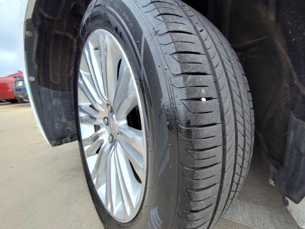 2011 Chrysler 300 Image 47