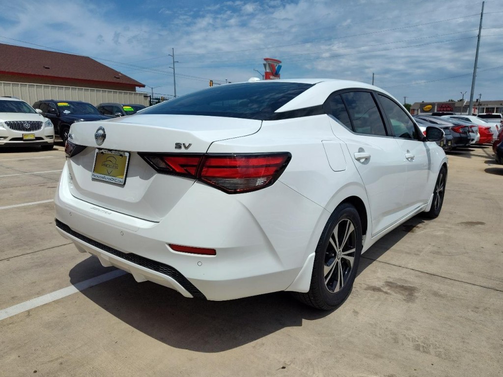 2021 Nissan Sentra Image 4
