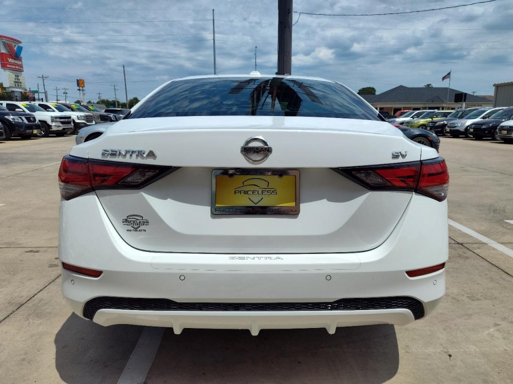 2021 Nissan Sentra Image 5