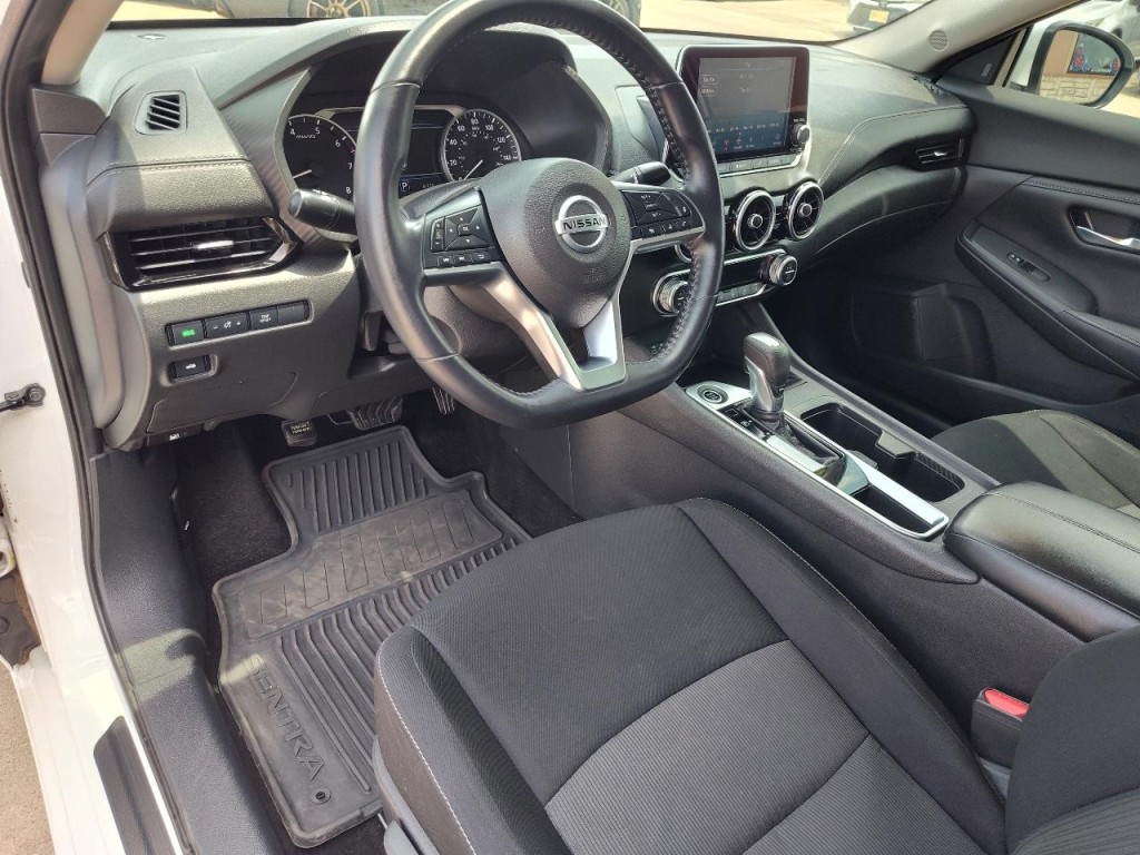 2021 Nissan Sentra Image 16