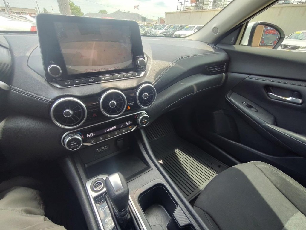 2021 Nissan Sentra Image 21