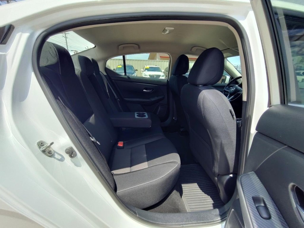 2021 Nissan Sentra Image 37