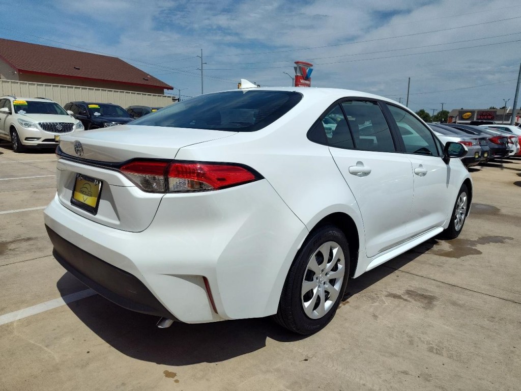 2025 Toyota Corolla Image 4