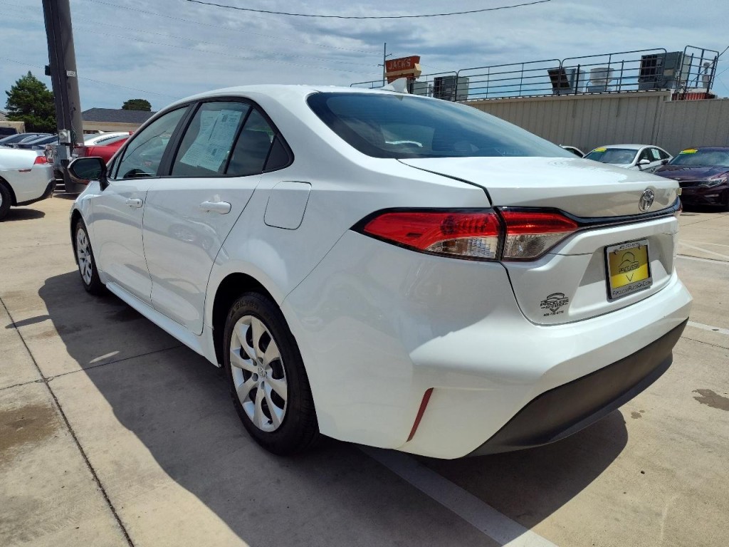 2025 Toyota Corolla Image 6