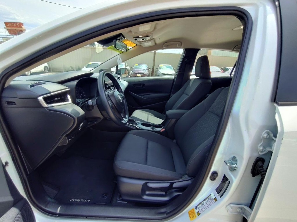 2025 Toyota Corolla Image 14