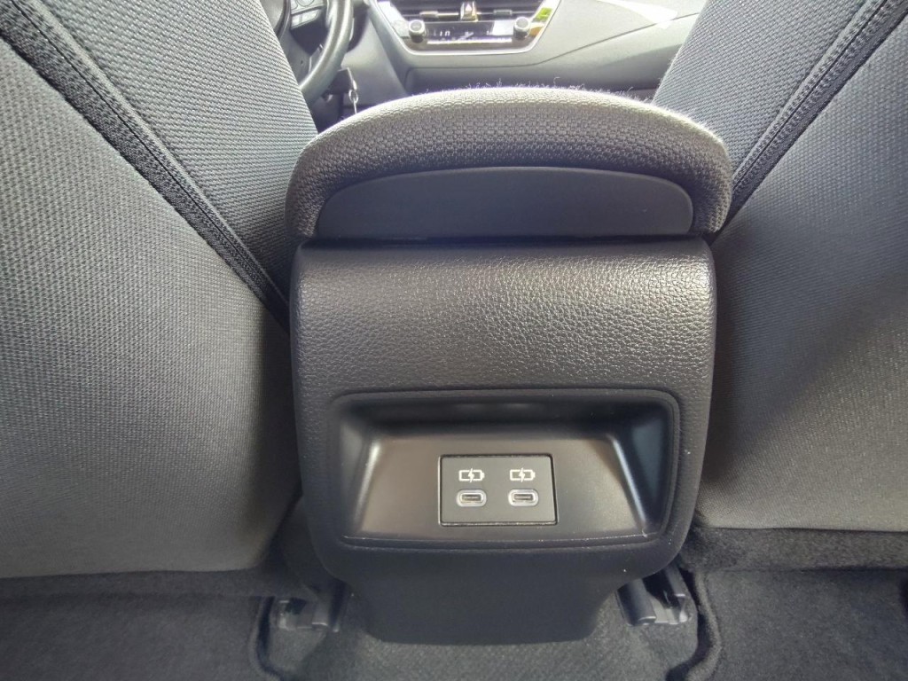 2025 Toyota Corolla Image 36