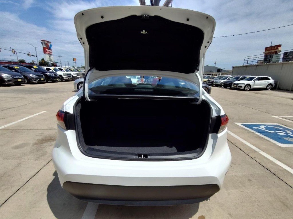 2025 Toyota Corolla Image 44