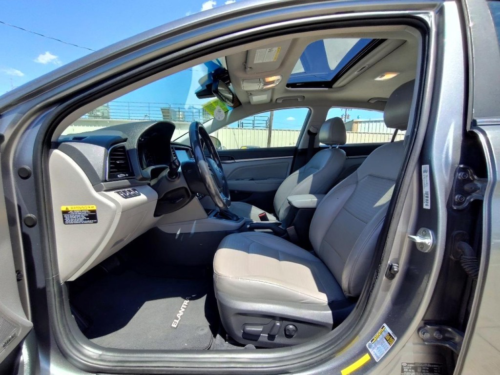 2018 Hyundai Elantra Image 14