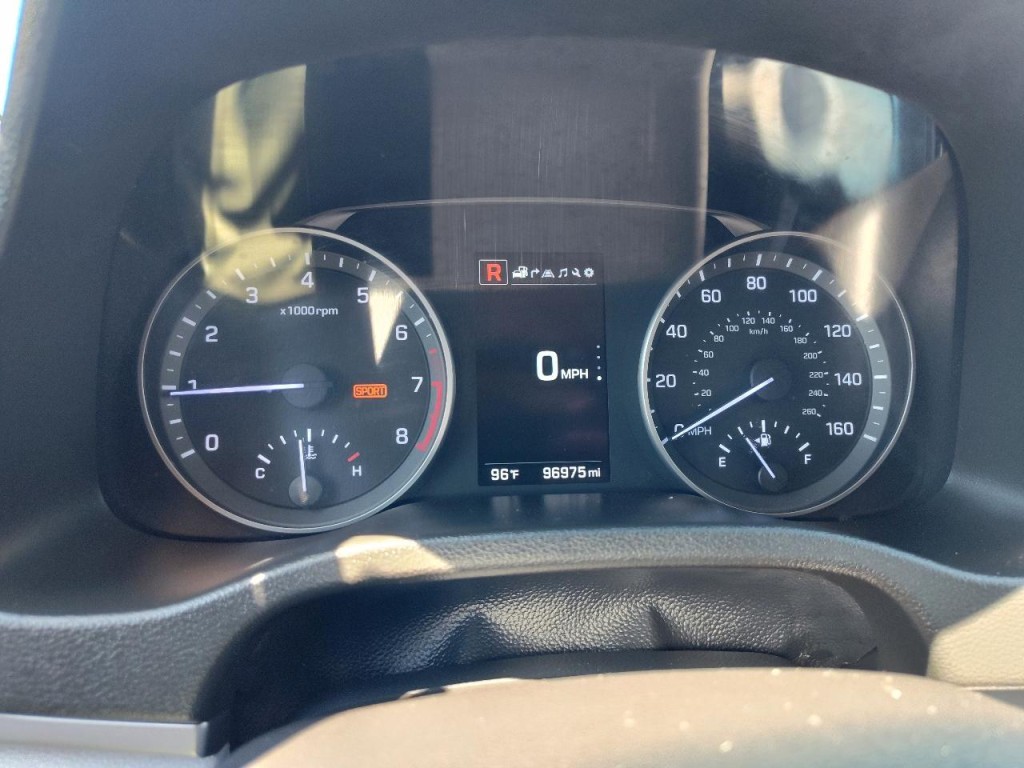2018 Hyundai Elantra Image 22