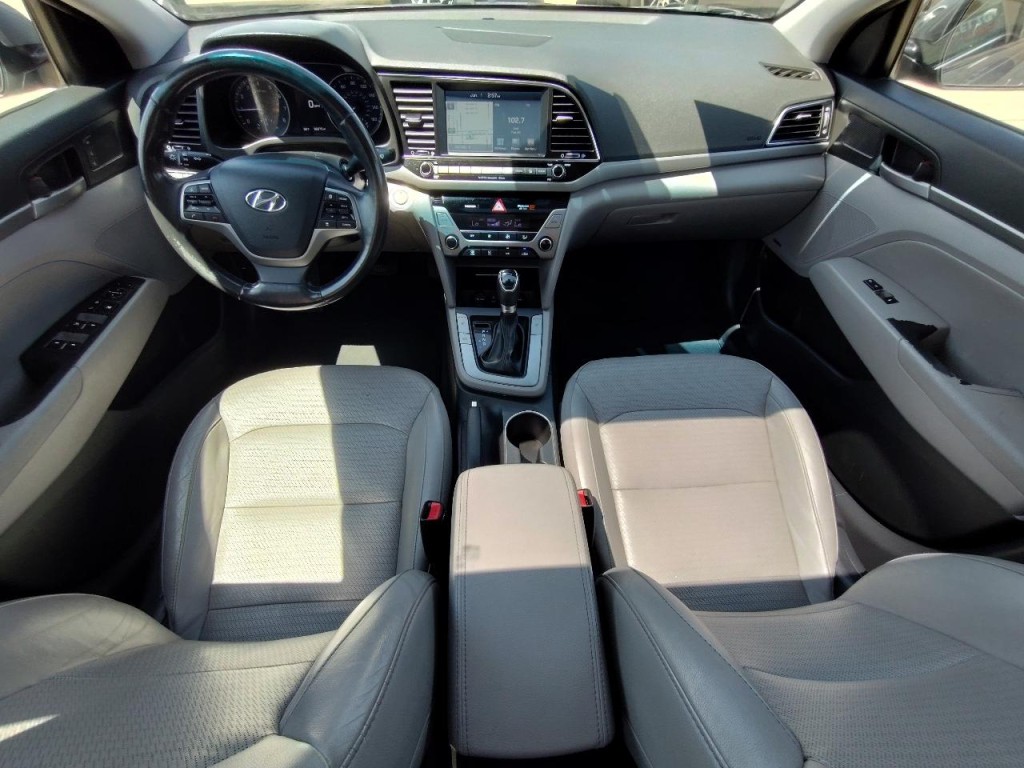 2018 Hyundai Elantra Image 37