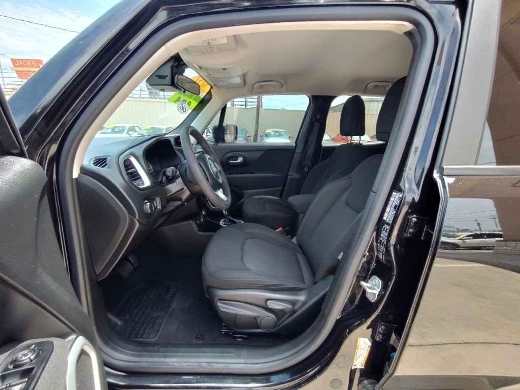 2021 Jeep Renegade Image 15