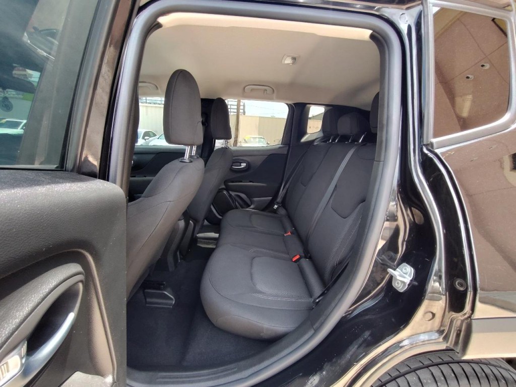 2021 Jeep Renegade Image 32