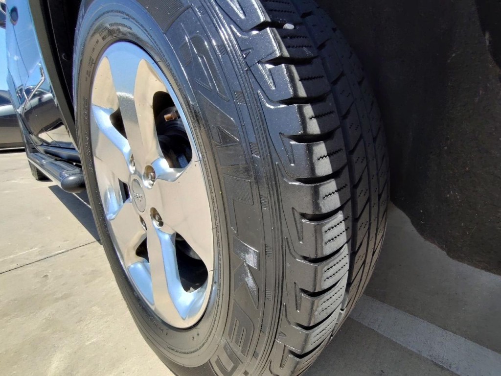 2013 Jeep Grand Cherokee Image 11