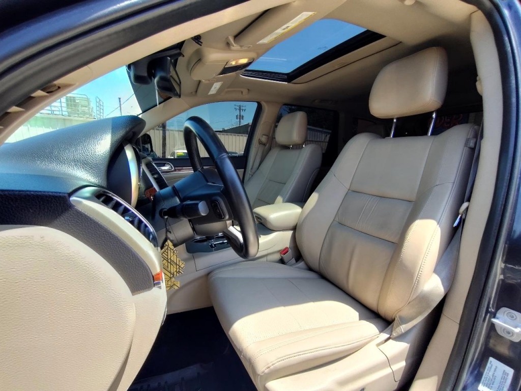 2013 Jeep Grand Cherokee Image 15
