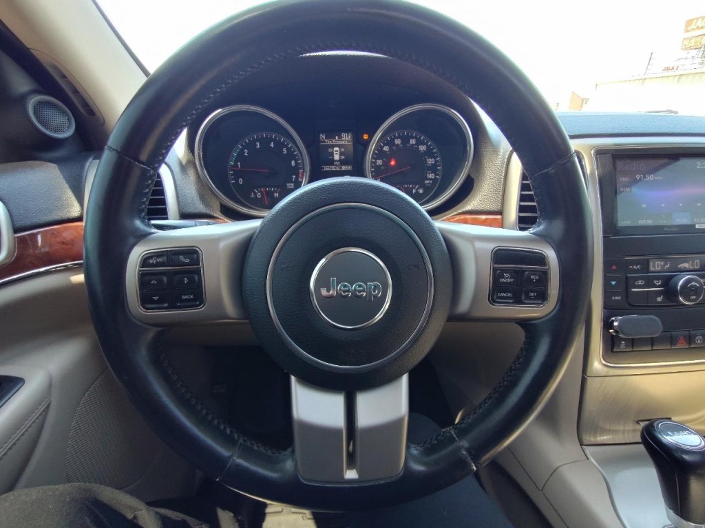 2013 Jeep Grand Cherokee Image 17