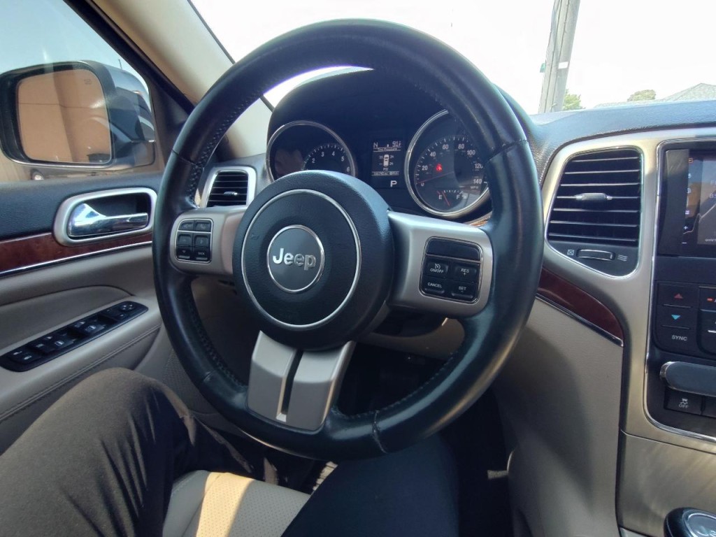 2013 Jeep Grand Cherokee Image 19
