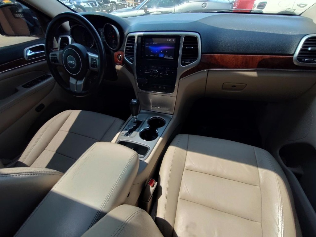 2013 Jeep Grand Cherokee Image 35