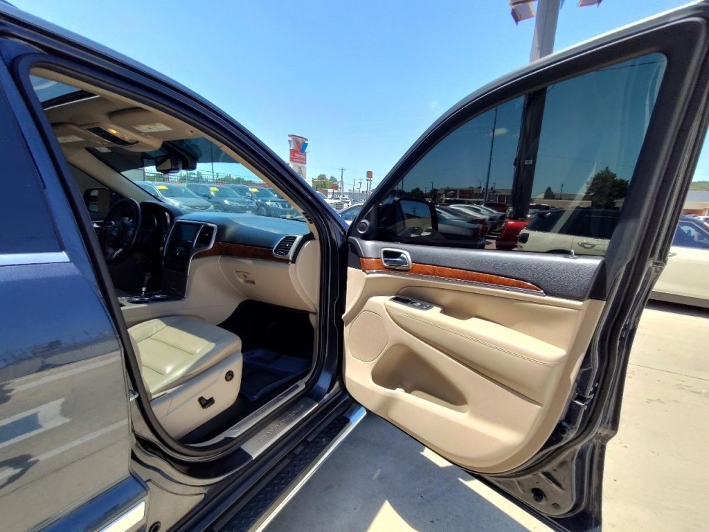 2013 Jeep Grand Cherokee Image 40