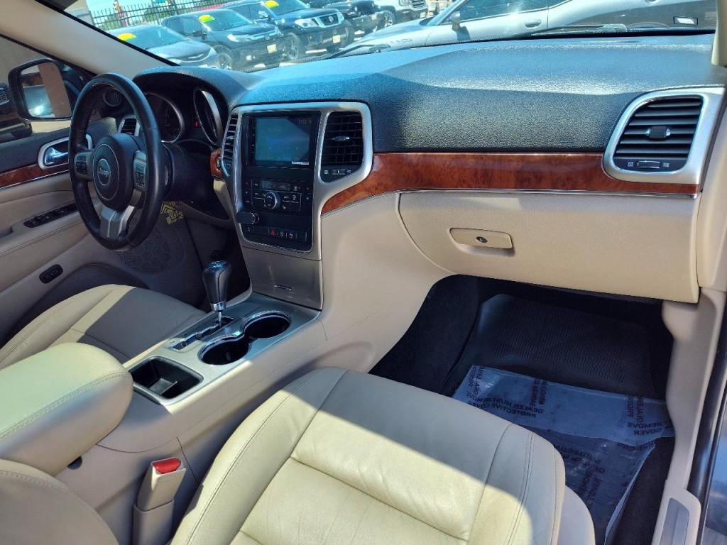 2013 Jeep Grand Cherokee Image 43