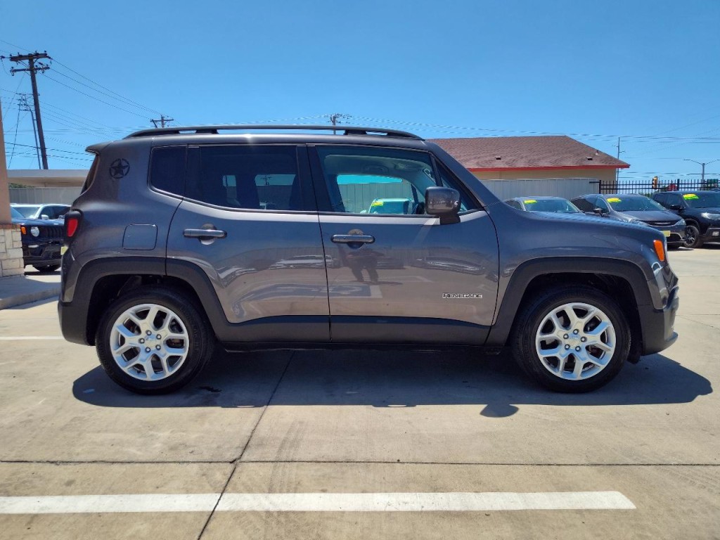 2016 Jeep Renegade Image 3