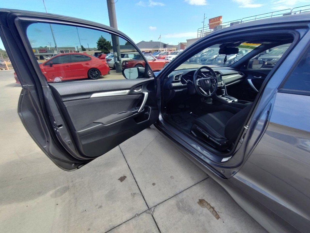 2019 Honda Civic Image 12
