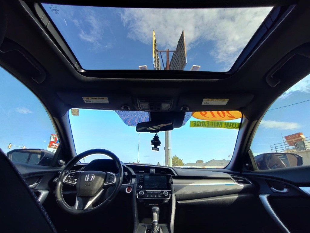 2019 Honda Civic Image 27