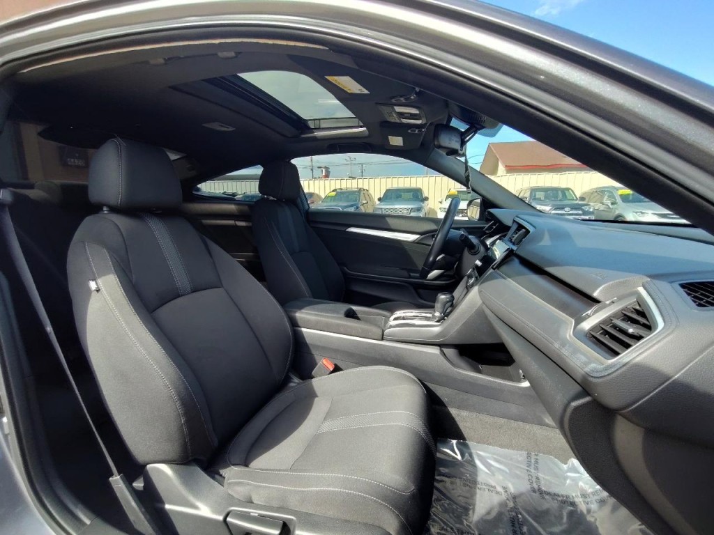 2019 Honda Civic Image 33