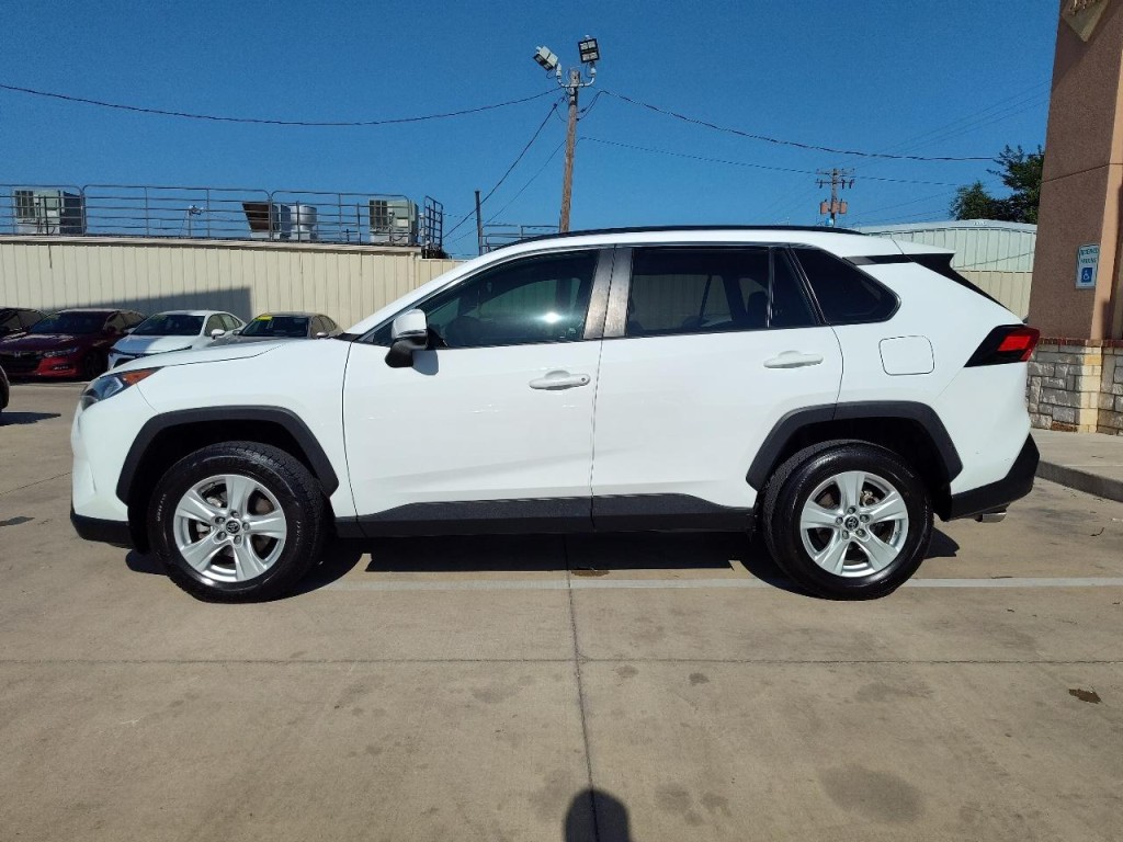2019 Toyota Rav4 Image 7
