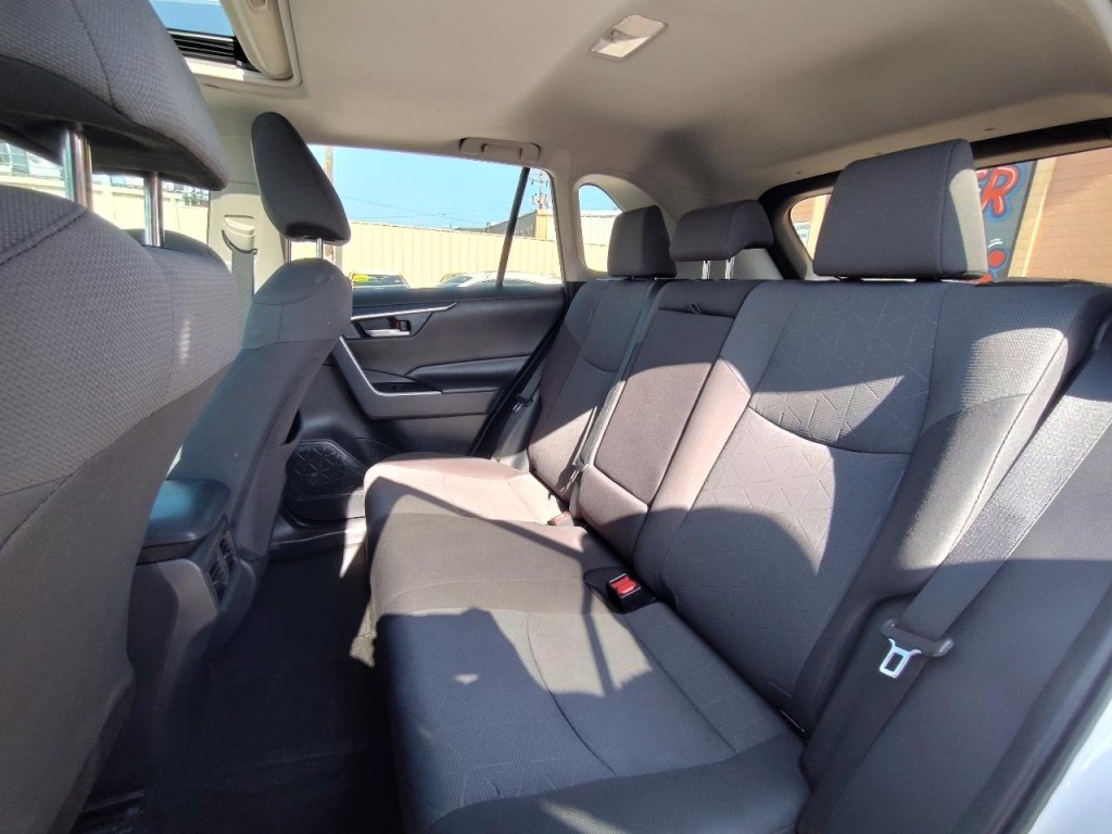 2019 Toyota Rav4 Image 29