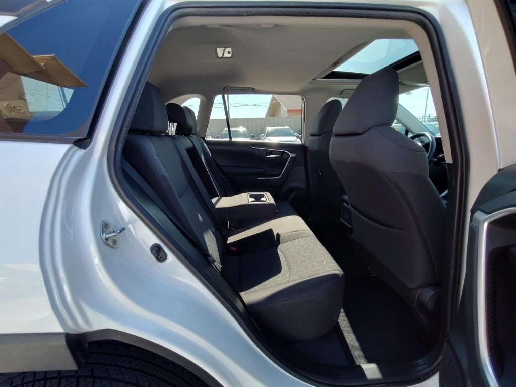 2019 Toyota Rav4 Image 36