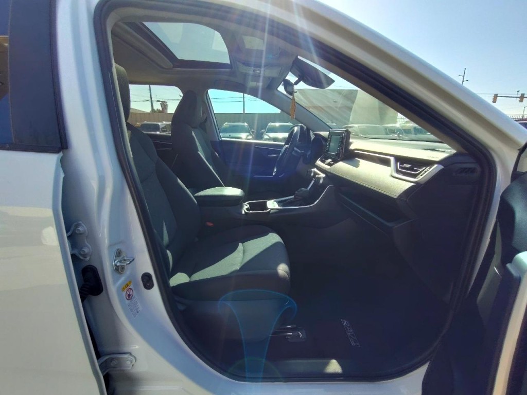2019 Toyota Rav4 Image 40