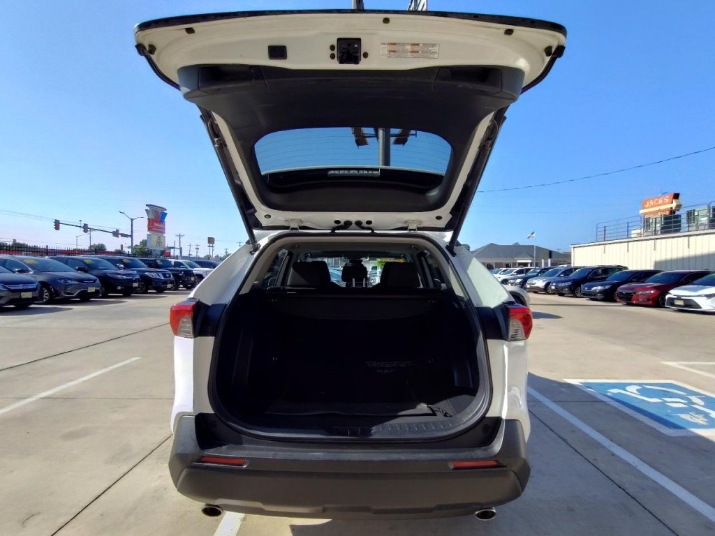 2019 Toyota Rav4 Image 43