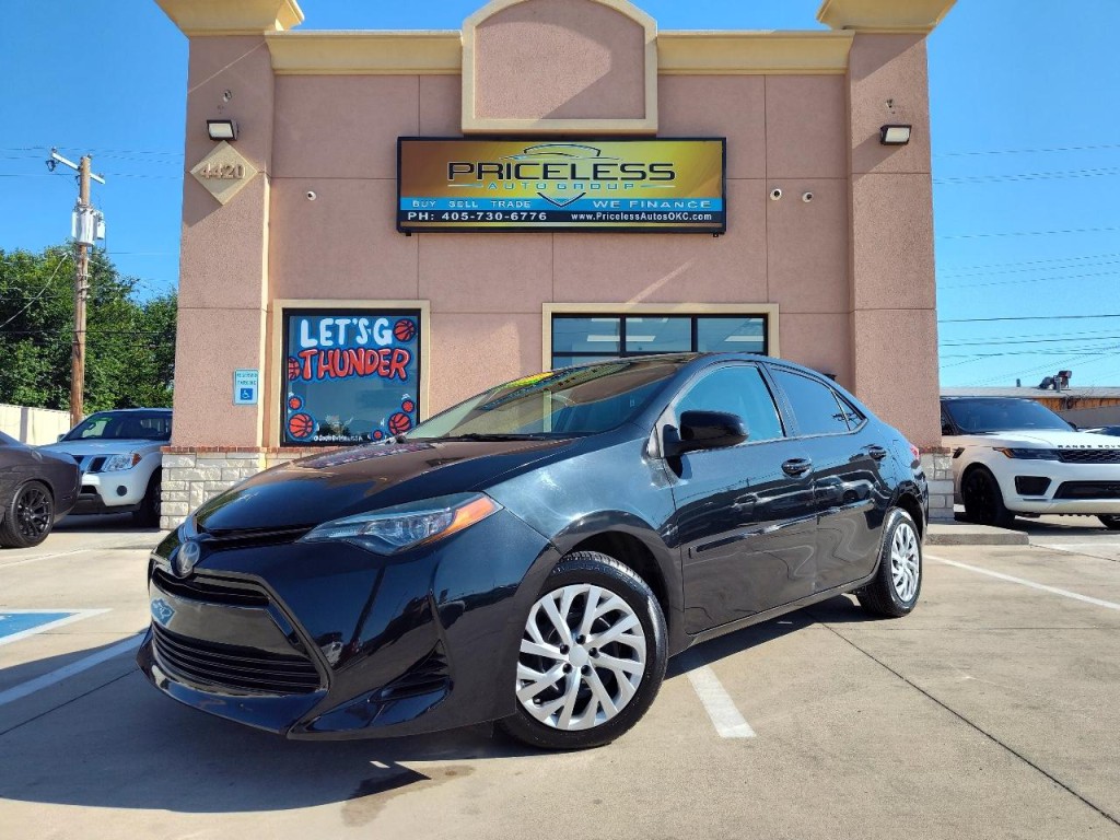 2018 Toyota Corolla Image 1