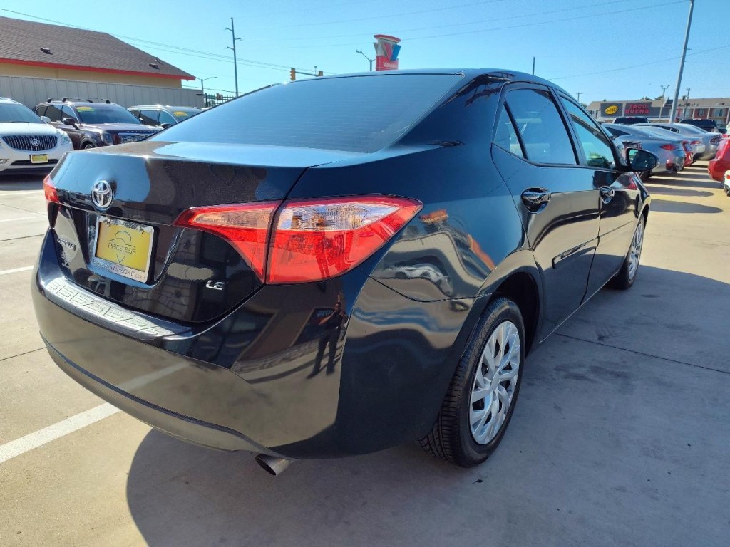 2018 Toyota Corolla Image 4