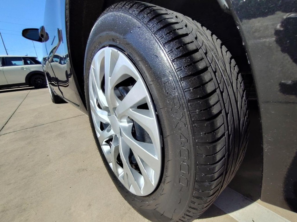 2018 Toyota Corolla Image 11