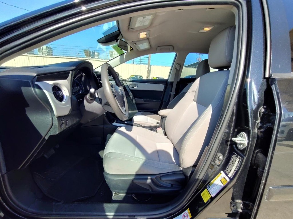 2018 Toyota Corolla Image 15
