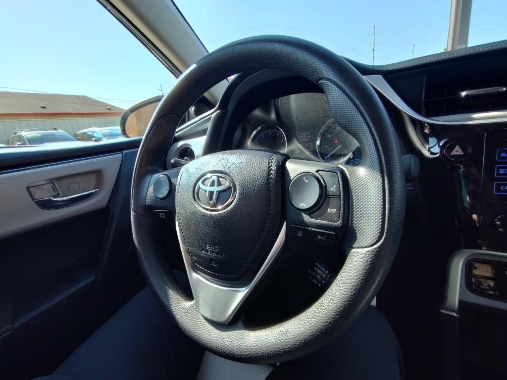 2018 Toyota Corolla Image 20
