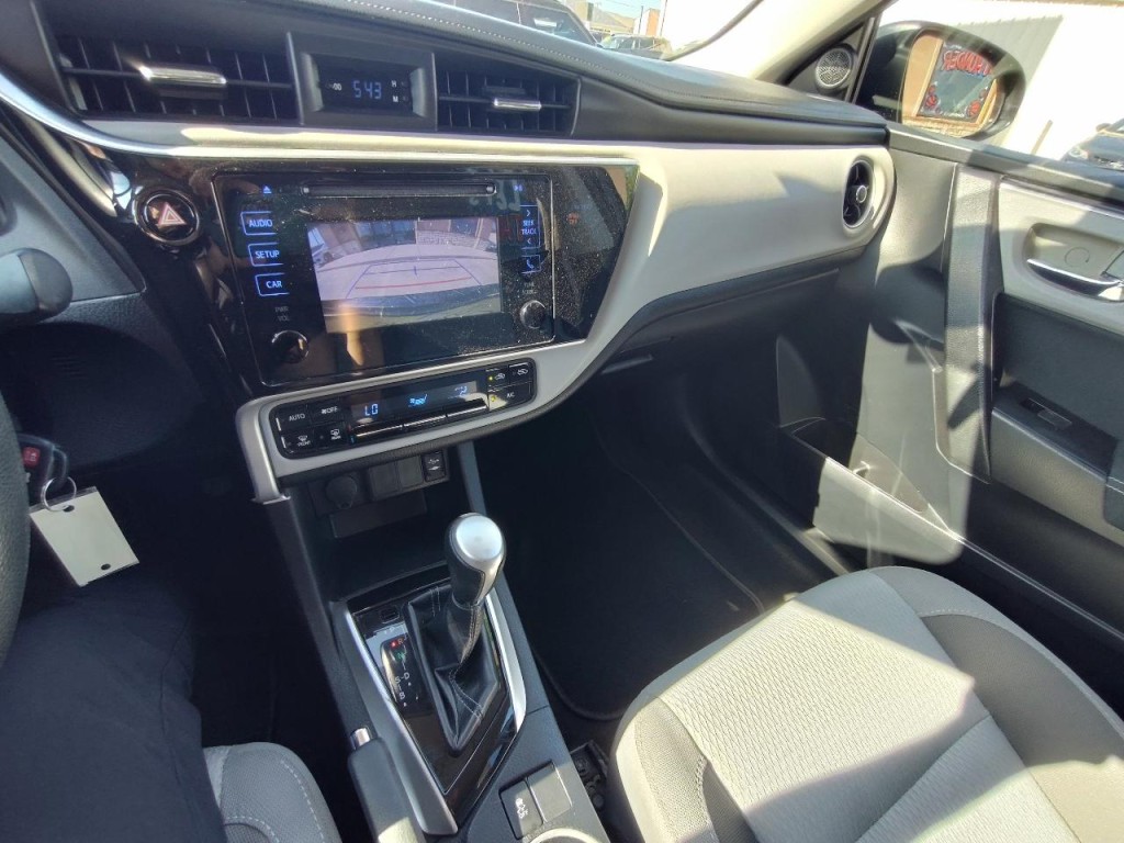 2018 Toyota Corolla Image 22