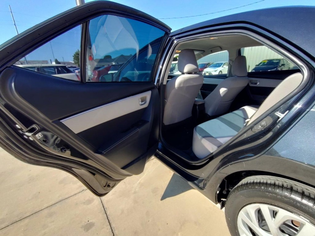 2018 Toyota Corolla Image 30