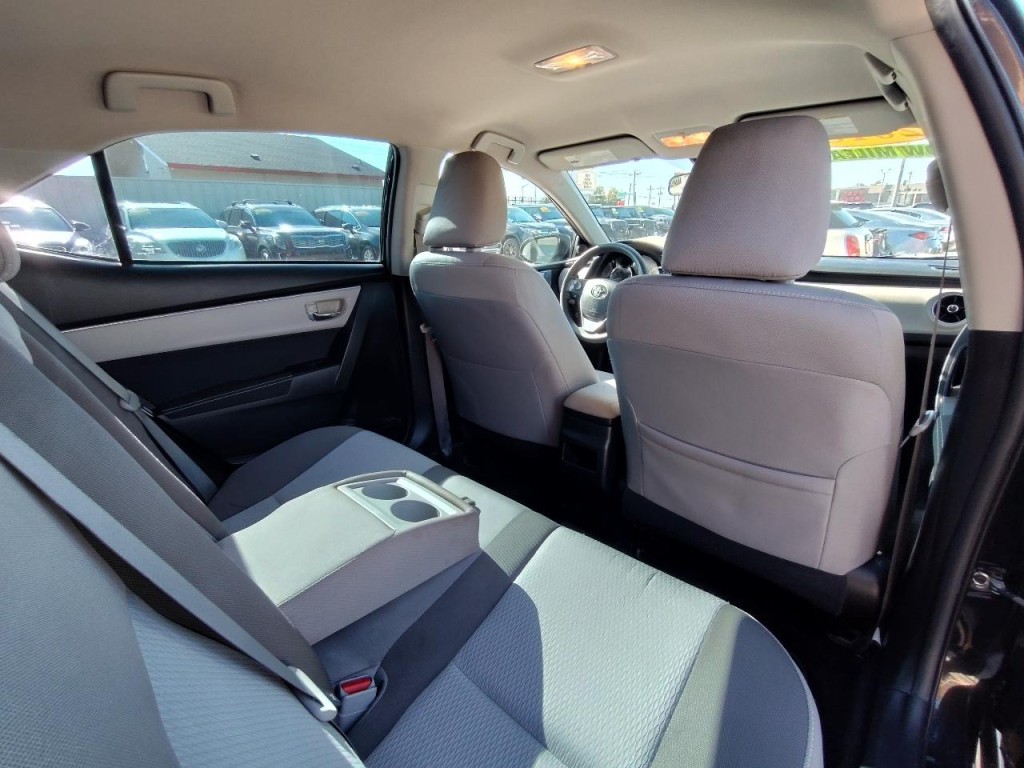 2018 Toyota Corolla Image 40