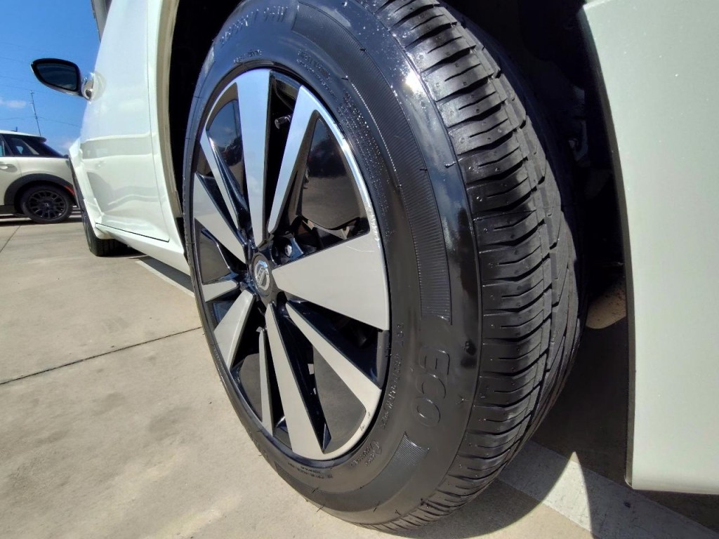 2022 Nissan Altima Image 12