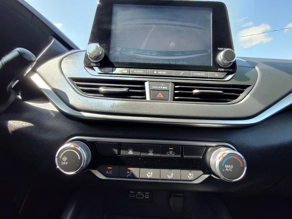 2022 Nissan Altima Image 23